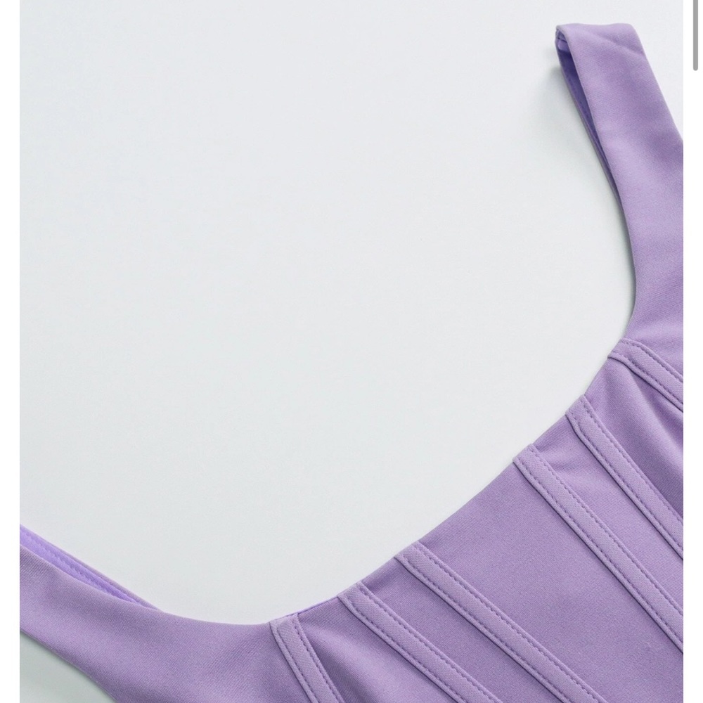 NWOT SHEIN PARTHEA Solid Asymmetrical Hem Boning Tank
Mauve Purple corset small - Picture 10 of 16